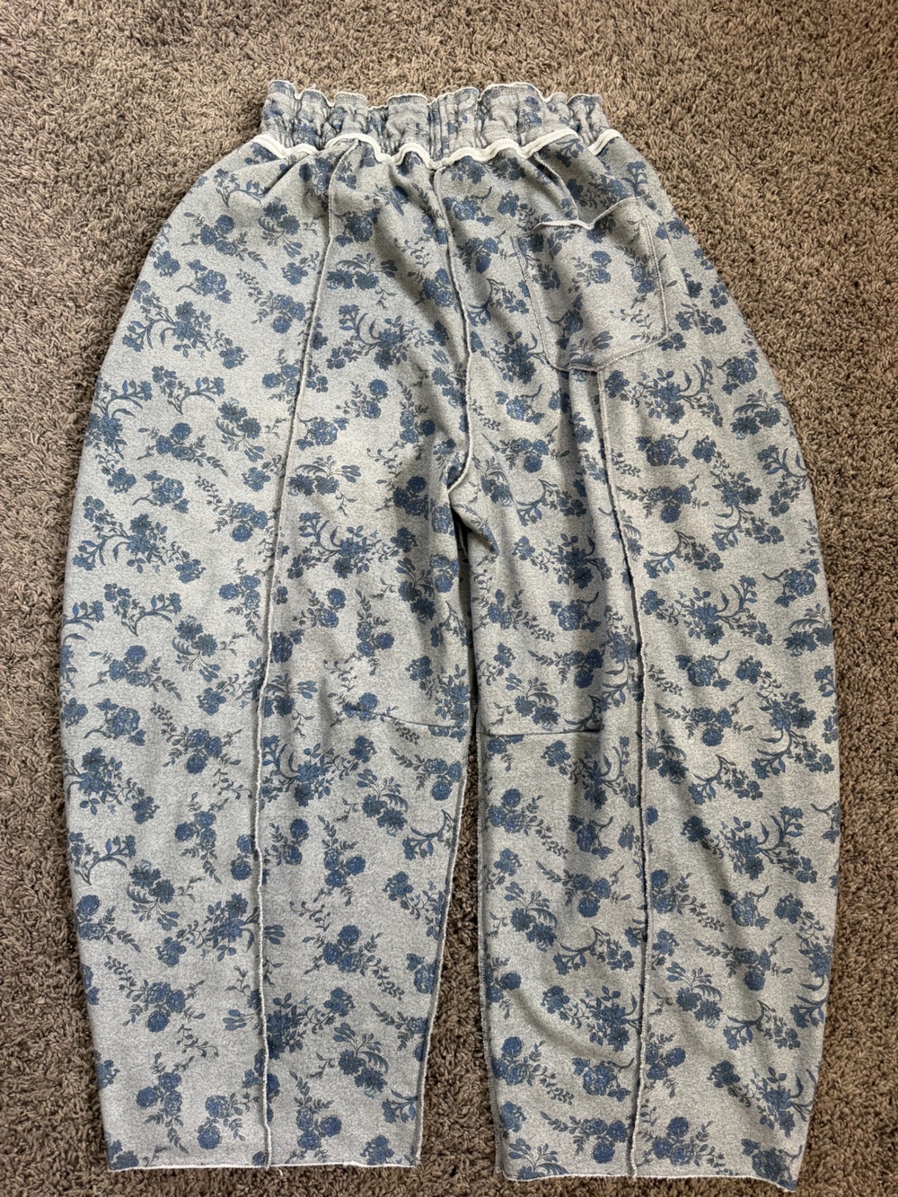 Mittoshop Floral Barrel Pants - Picture 5 of 5